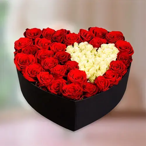 לב ורדים בקופסא לב ורדים בקופסא