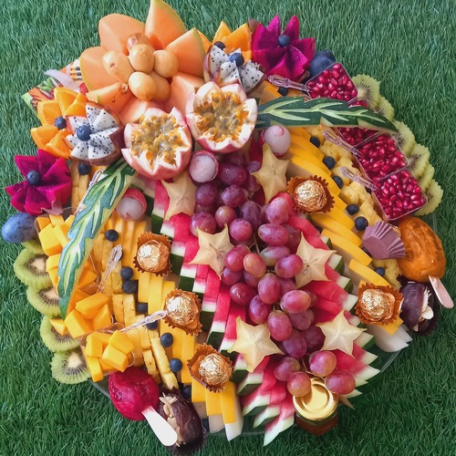 Salsa fruit platter