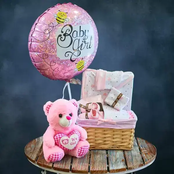 מארז מתנה לתינוקת שנולדה