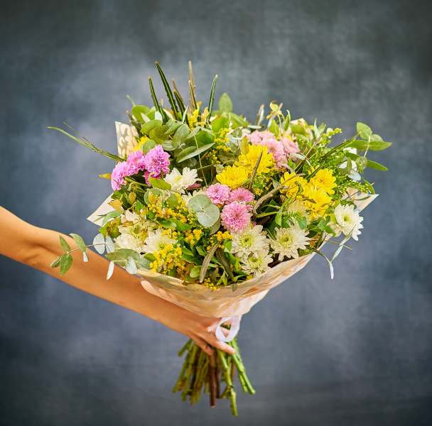 Colorful chrysanthemum bouquet