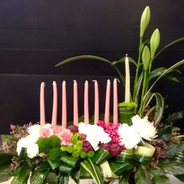 Light flower arrangement