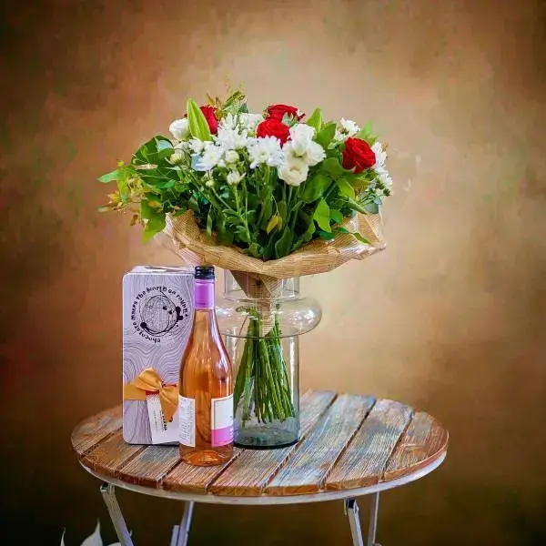 Romantic Gift Set with Flowers Chocolate and Wine Romantic Gift Set with Flowers Chocolate and Wine