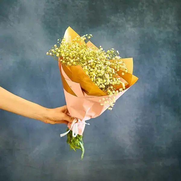 זר גיבסנית צהוב לוהט זר גיבסנית צהוב לוהט