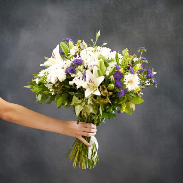 White and purple romantic bouquet